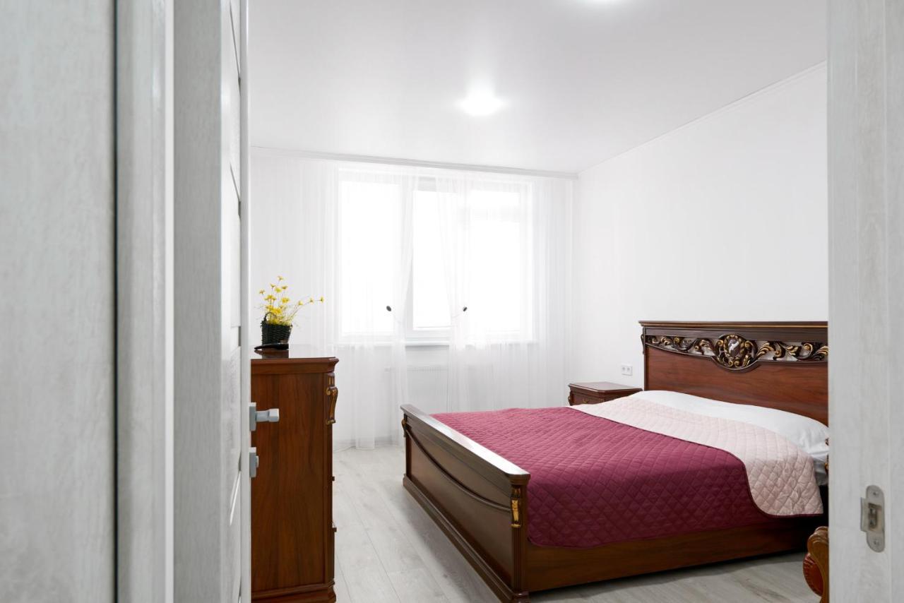 Ferienwohnung Квартира Для Вас Карла Мікльоша 7 Lemberg Exterior foto