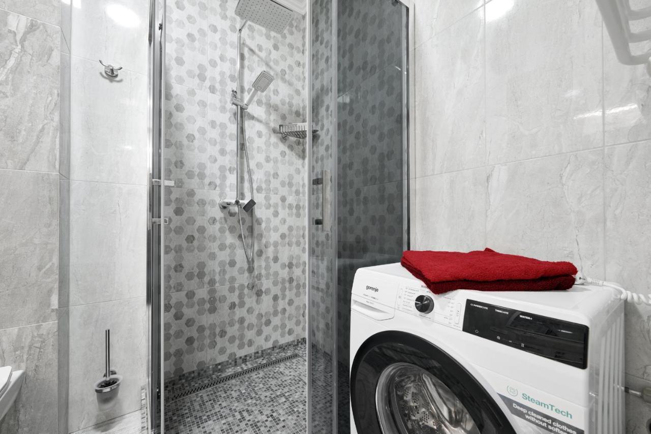 Ferienwohnung Квартира Для Вас Карла Мікльоша 7 Lemberg Exterior foto