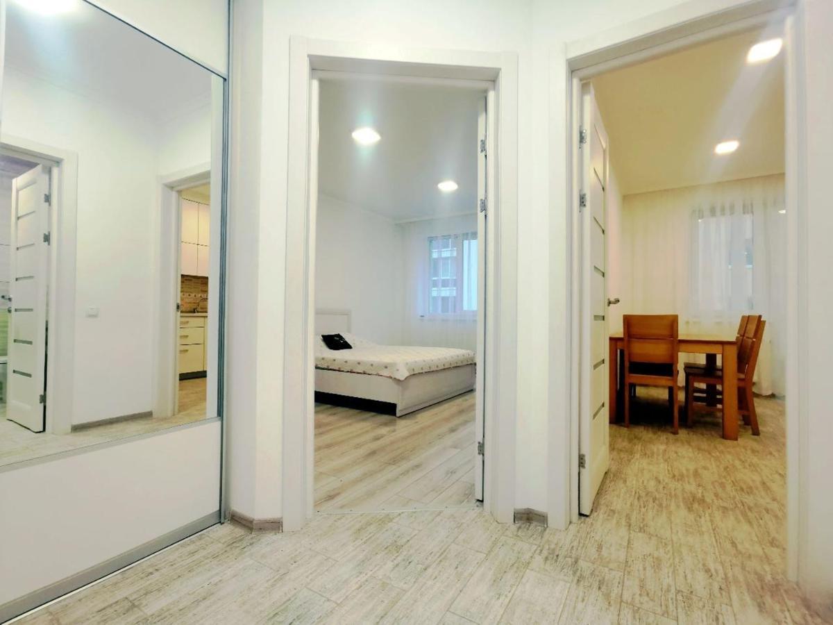Ferienwohnung Квартира Для Вас Карла Мікльоша 7 Lemberg Exterior foto