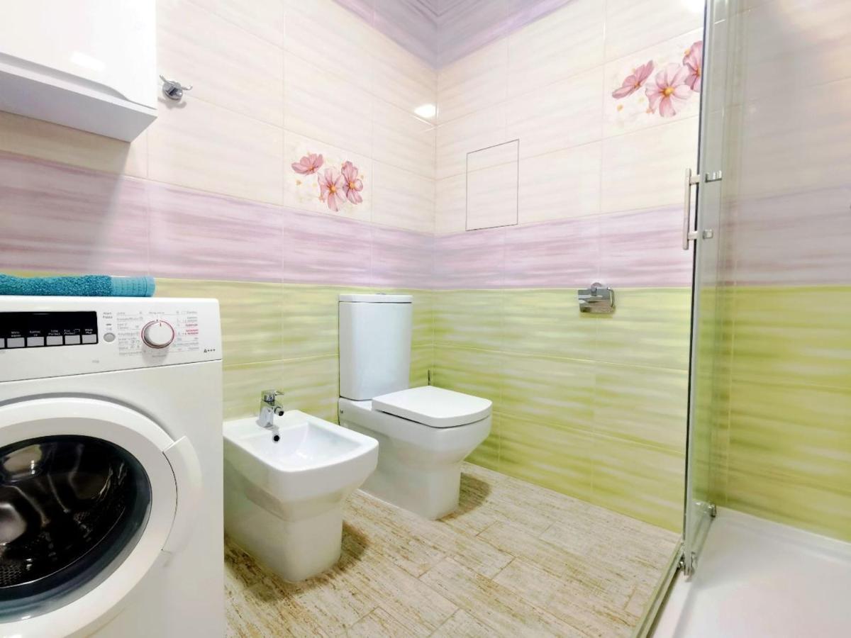 Ferienwohnung Квартира Для Вас Карла Мікльоша 7 Lemberg Exterior foto